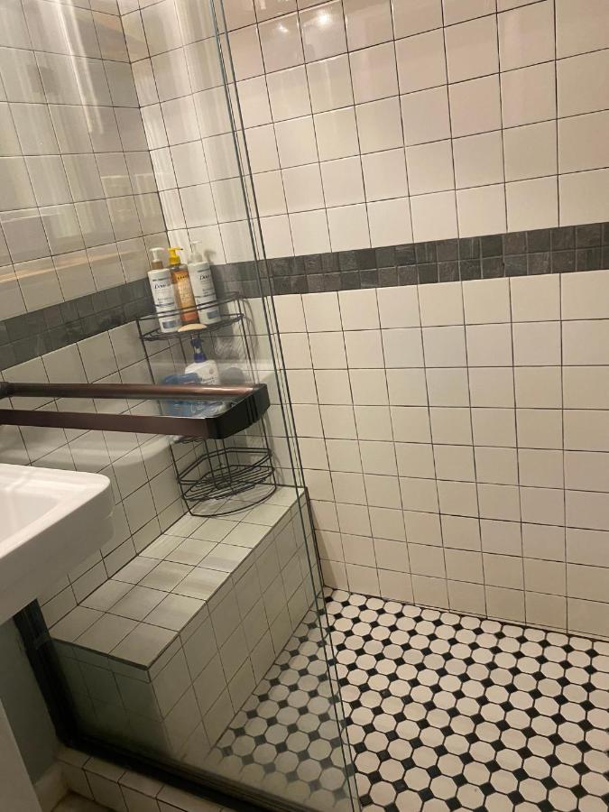 ブルーミントンBoho-Chic Travel Pad - Unit 2アパートメント エクステリア 写真