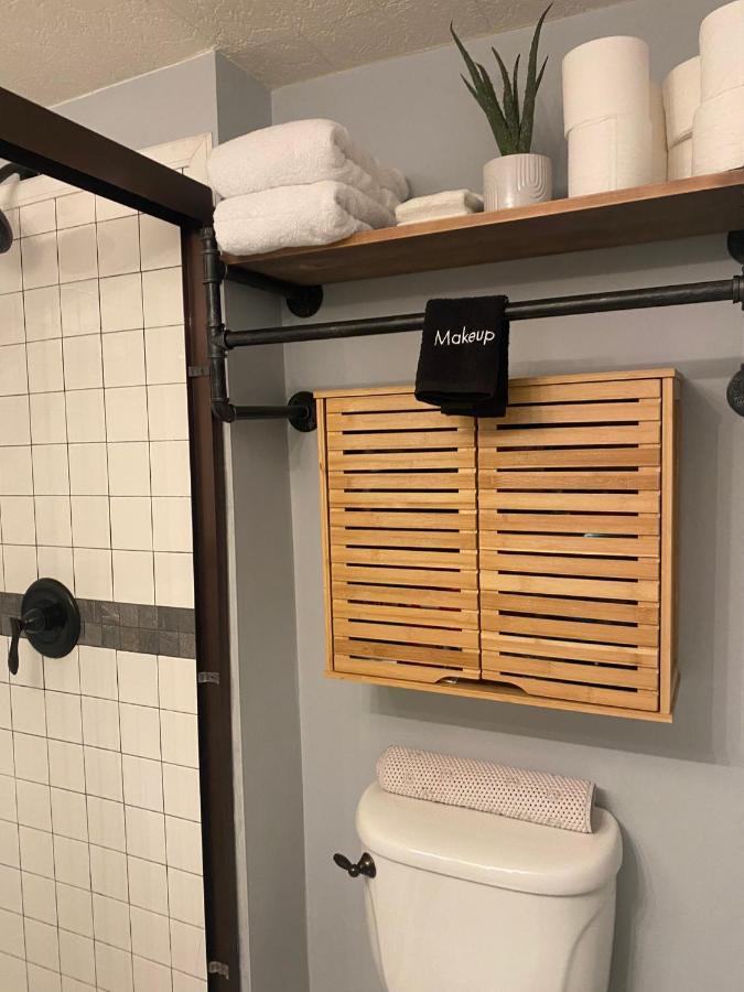 ブルーミントンBoho-Chic Travel Pad - Unit 2アパートメント エクステリア 写真